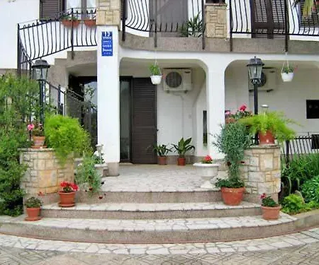 Affittacamere Rooms Violanda Medolino