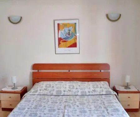 Rooms Violanda Medolino